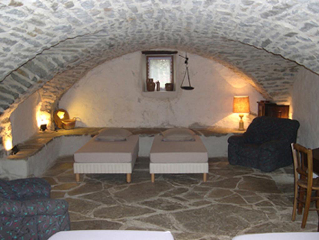 La Bergerie Bed and Breakfast Sainte-Eulalie-de-Cernon Camera foto